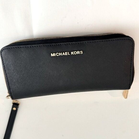 MICHAEL Kors Jet Set Travel Continental Wallet black bag New - Picture 8 of 14